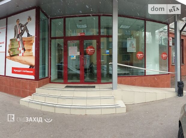 Объект сферы услуг в Чернигове, сдам в аренду по Гончая 17, район Центр, цена: 12 359 грн за объект фото 1 Объект сферы услуг в Чернигове, сдам в аренду по Гончая 17, район Центр, цена: 12 359 грн за объект фото 1