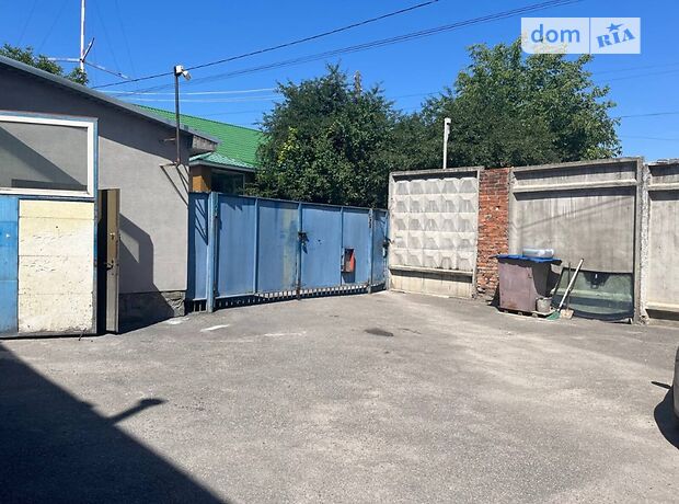 Объект сферы услуг в Виннице, сдам в аренду по Максимовича улица, район Славянка, цена: 12 000 грн за объект фото 1 Объект сферы услуг в Виннице, сдам в аренду по Максимовича улица, район Славянка, цена: 12 000 грн за объект фото 1