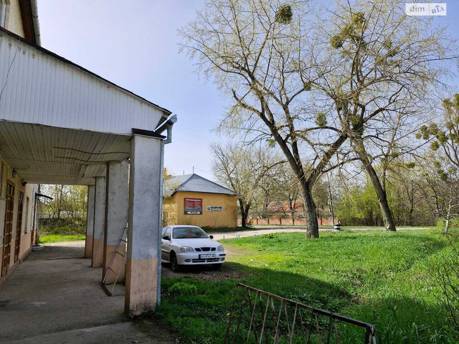 Аренда офисного помещения в Берегове, Хмельницкого улица, помещений - 6, этаж - 2 фото 1