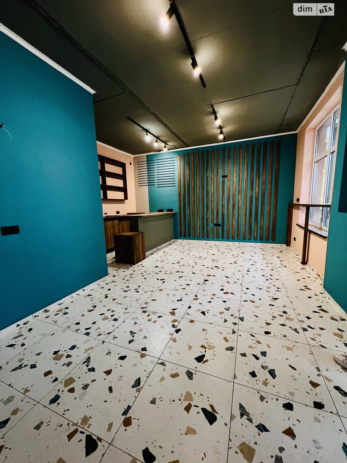 Аренда офисного помещения в Буче, Вишневая улица, помещений - 1, этаж - 1 фото 1