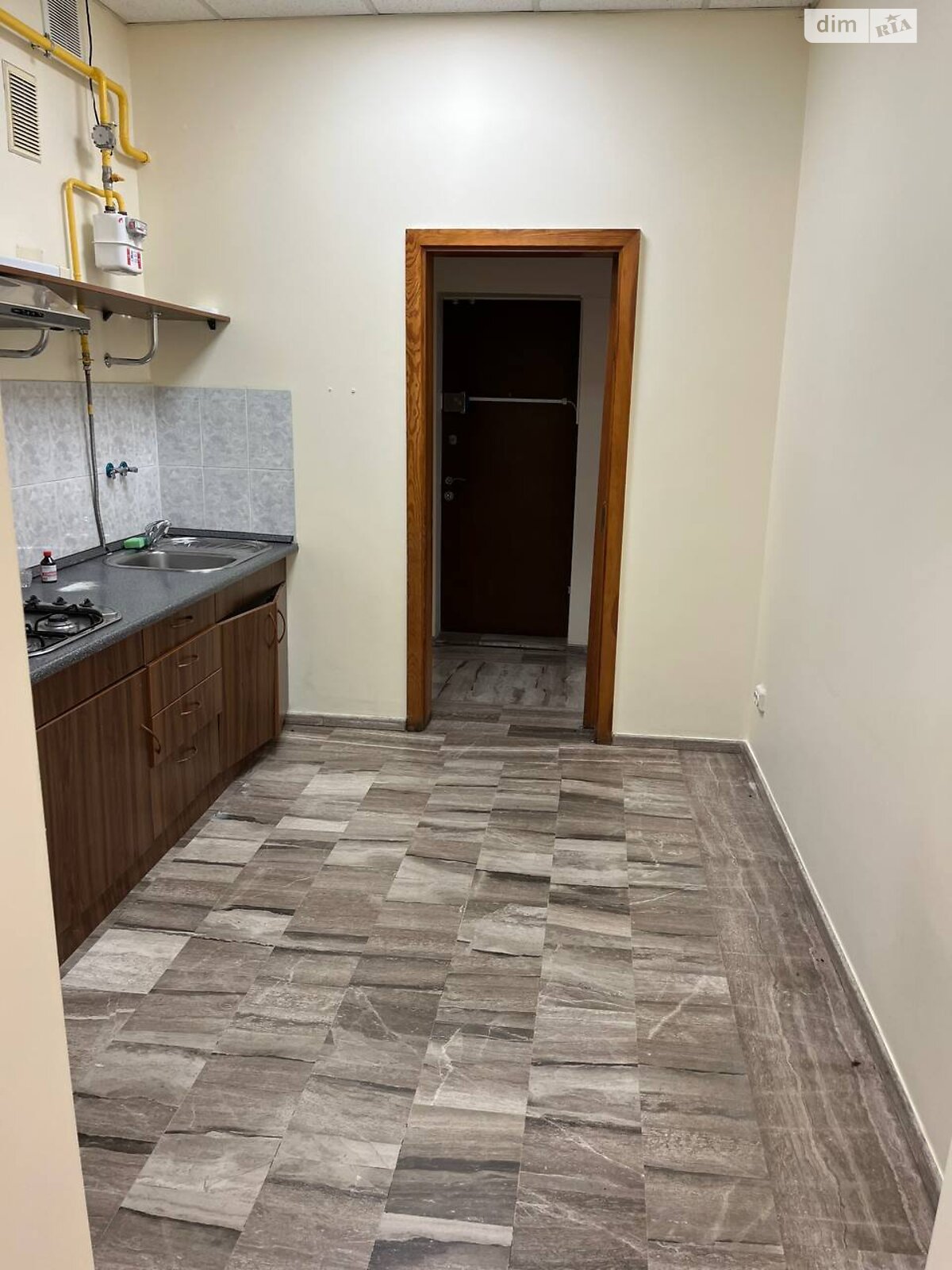 Оренда офісного приміщення в Черкасах, Святотроїцька вулиця 71, приміщень - 12, поверх - 1 фото 1