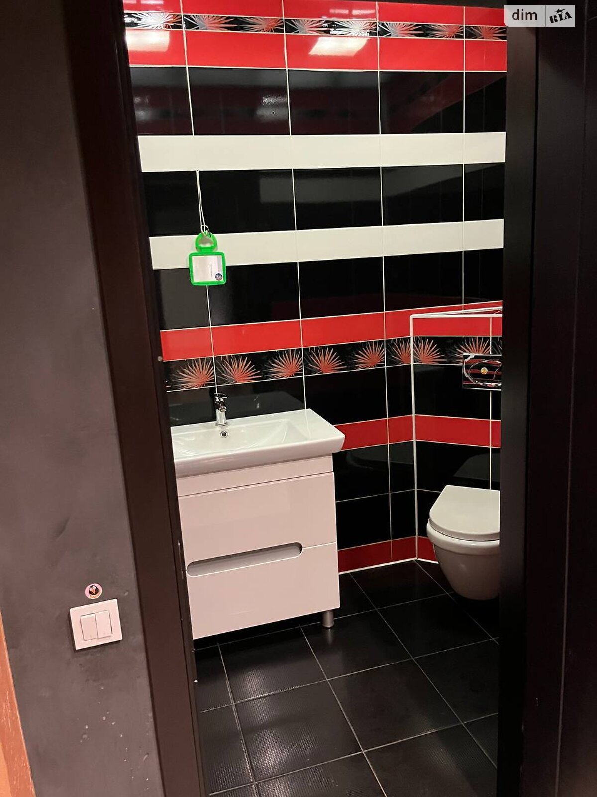 Оренда офісного приміщення в Черкасах, Святотроїцька вулиця 71, приміщень - 12, поверх - 1 фото 1