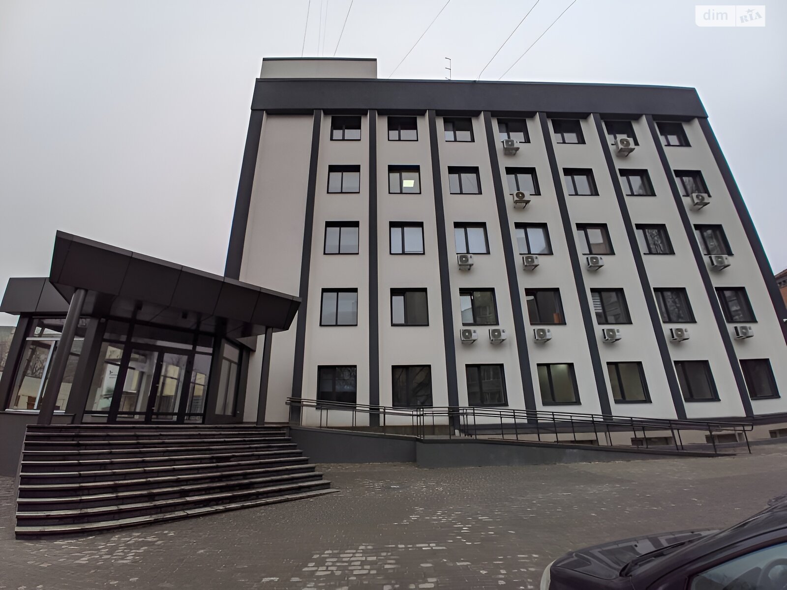 Оренда офісного приміщення в Черкасах, Небесної Сотні вулиця 31/2, приміщень - 2, поверх - 1 фото 1 Оренда офісного приміщення в Черкасах, Небесної Сотні вулиця 31/2, приміщень - 2, поверх - 1 фото 1