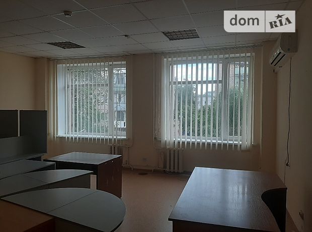 Аренда офисного помещения в Черкассах, Шевченко бульвар, помещений - 2, этаж - 3 фото 1 Аренда офисного помещения в Черкассах, Шевченко бульвар, помещений - 2, этаж - 3 фото 1