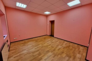 Оренда офісного приміщення в Черкасах, Шевченка бульвар 268/2, приміщень - 1, поверх - 1 фото 2 Оренда офісного приміщення в Черкасах, Шевченка бульвар 268/2, приміщень - 1, поверх - 1 фото 2