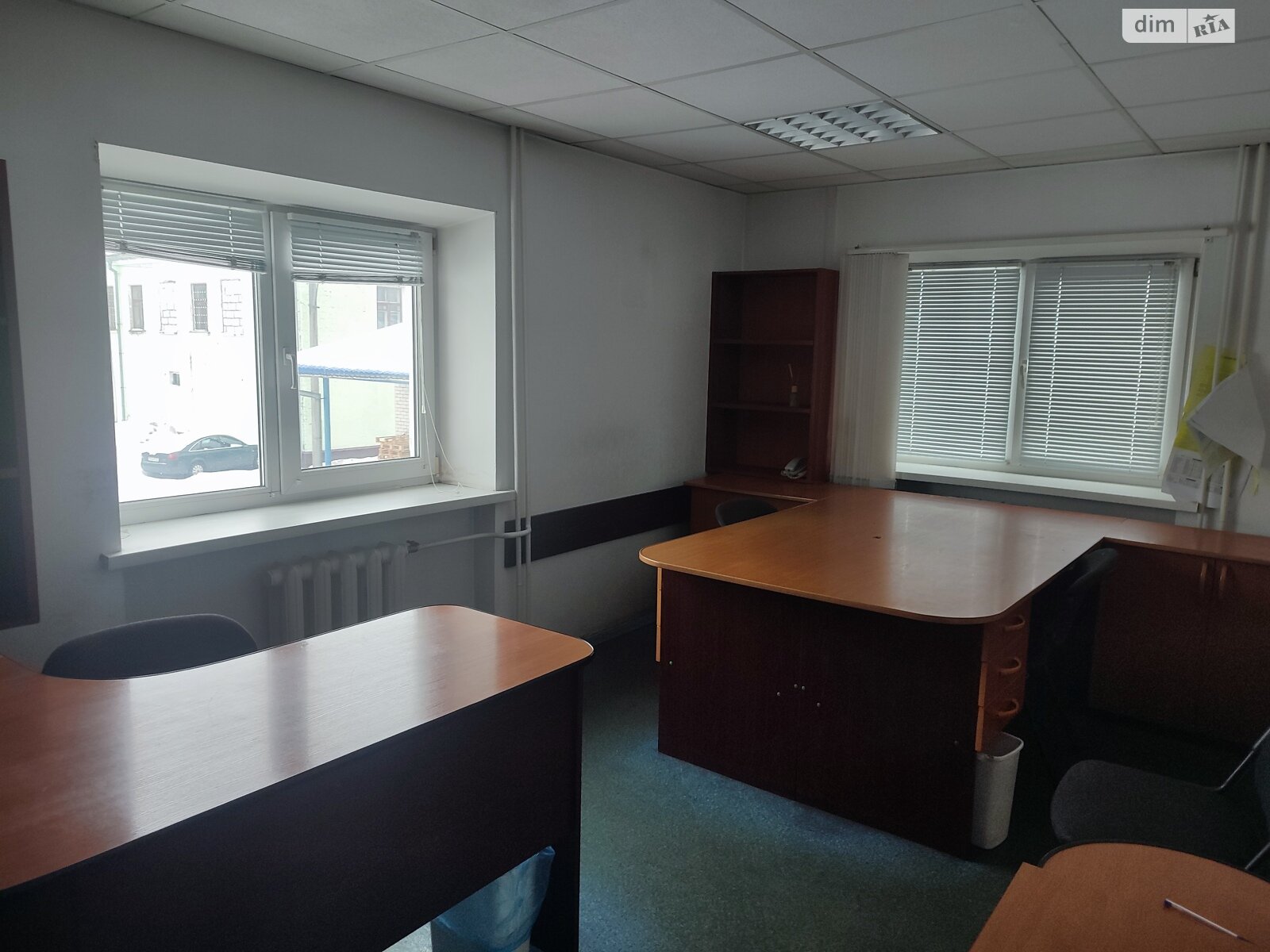 Аренда офисного помещения в Чернигове, Громадская улица 47, помещений -, этаж - 3 фото 1