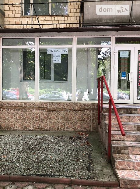 Аренда офисного помещения в Черновцах, Буковинський ринку рн Володимира Комарова вулиця, помещений - 1, этаж - 1 фото 1 Аренда офисного помещения в Черновцах, Буковинський ринку рн Володимира Комарова вулиця, помещений - 1, этаж - 1 фото 1