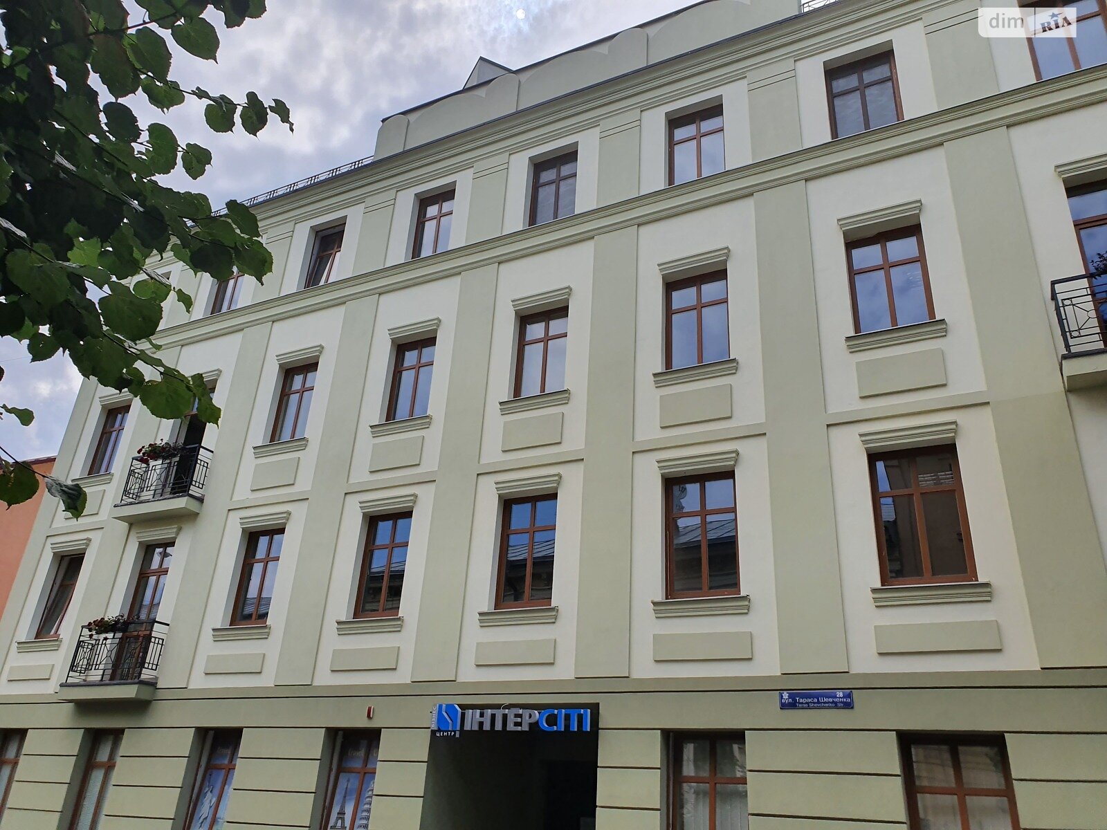Оренда офісного приміщення в Чернівцях, Шевченка Тараса вулиця 28, приміщень - 1, поверх - 6 фото 1 Оренда офісного приміщення в Чернівцях, Шевченка Тараса вулиця 28, приміщень - 1, поверх - 6 фото 1