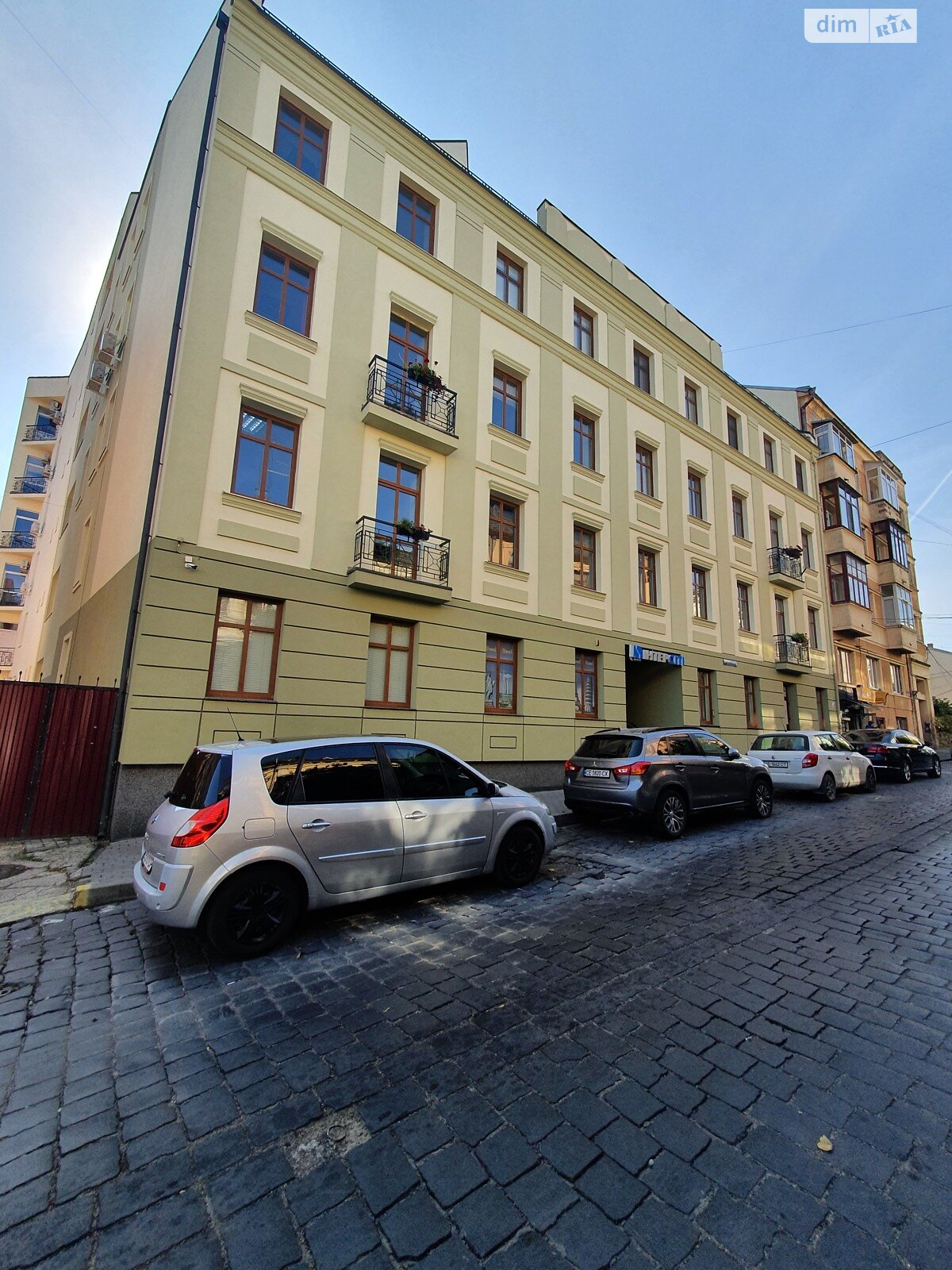 Оренда офісного приміщення в Чернівцях, Шевченка Тараса вулиця 28, приміщень - 1, поверх - 5 фото 1 Оренда офісного приміщення в Чернівцях, Шевченка Тараса вулиця 28, приміщень - 1, поверх - 5 фото 1