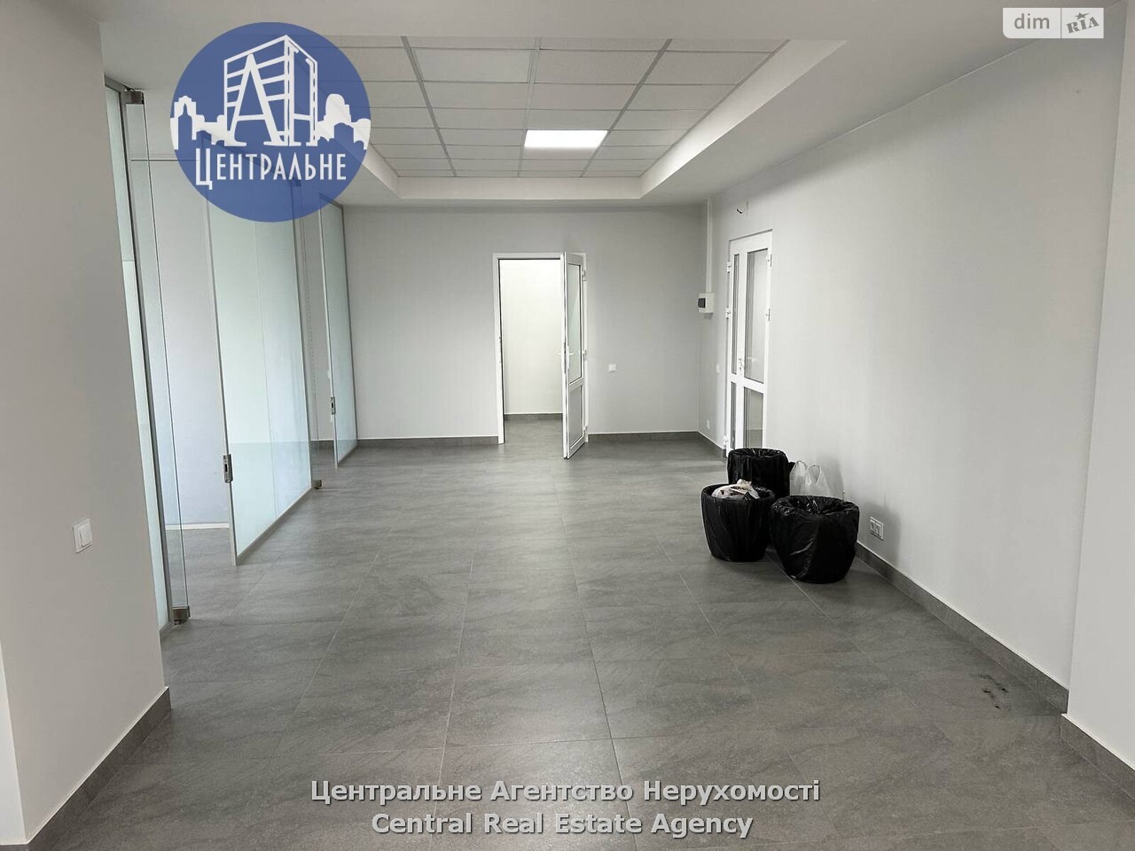Оренда офісного приміщення в Чернівцях, Ярослава Мудрого вулиця, приміщень - 4, поверх - 1 фото 1 Оренда офісного приміщення в Чернівцях, Ярослава Мудрого вулиця, приміщень - 4, поверх - 1 фото 1