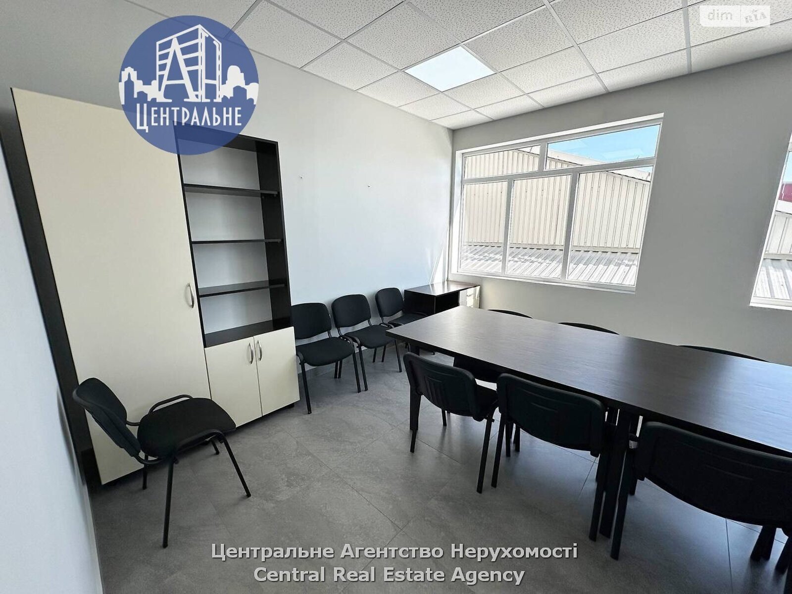 Аренда офисного помещения в Черновцах, Ярослава Мудрого улица, помещений - 1, этаж - 3 фото 1