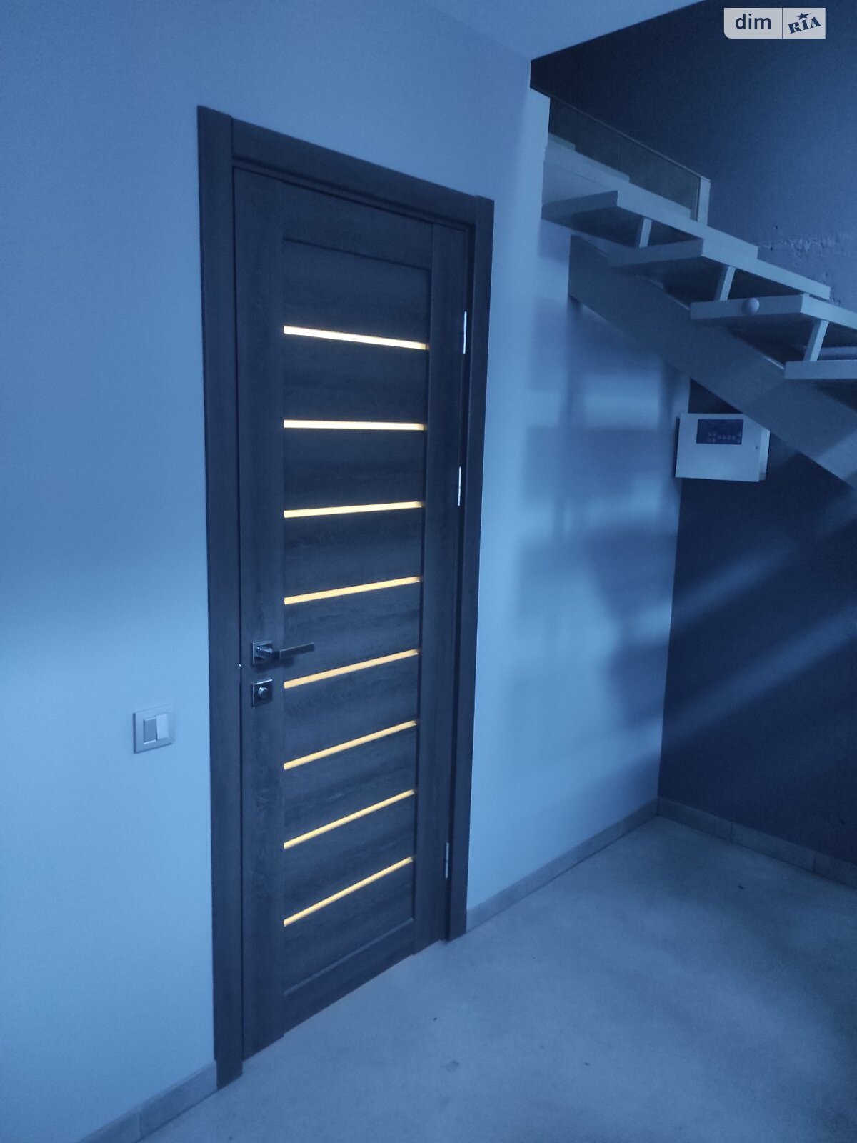 Аренда офисного помещения в Черновцах, Ровенская улица 12Б/2, помещений - 2, этаж - 2 фото 1 Аренда офисного помещения в Черновцах, Ровенская улица 12Б/2, помещений - 2, этаж - 2 фото 1