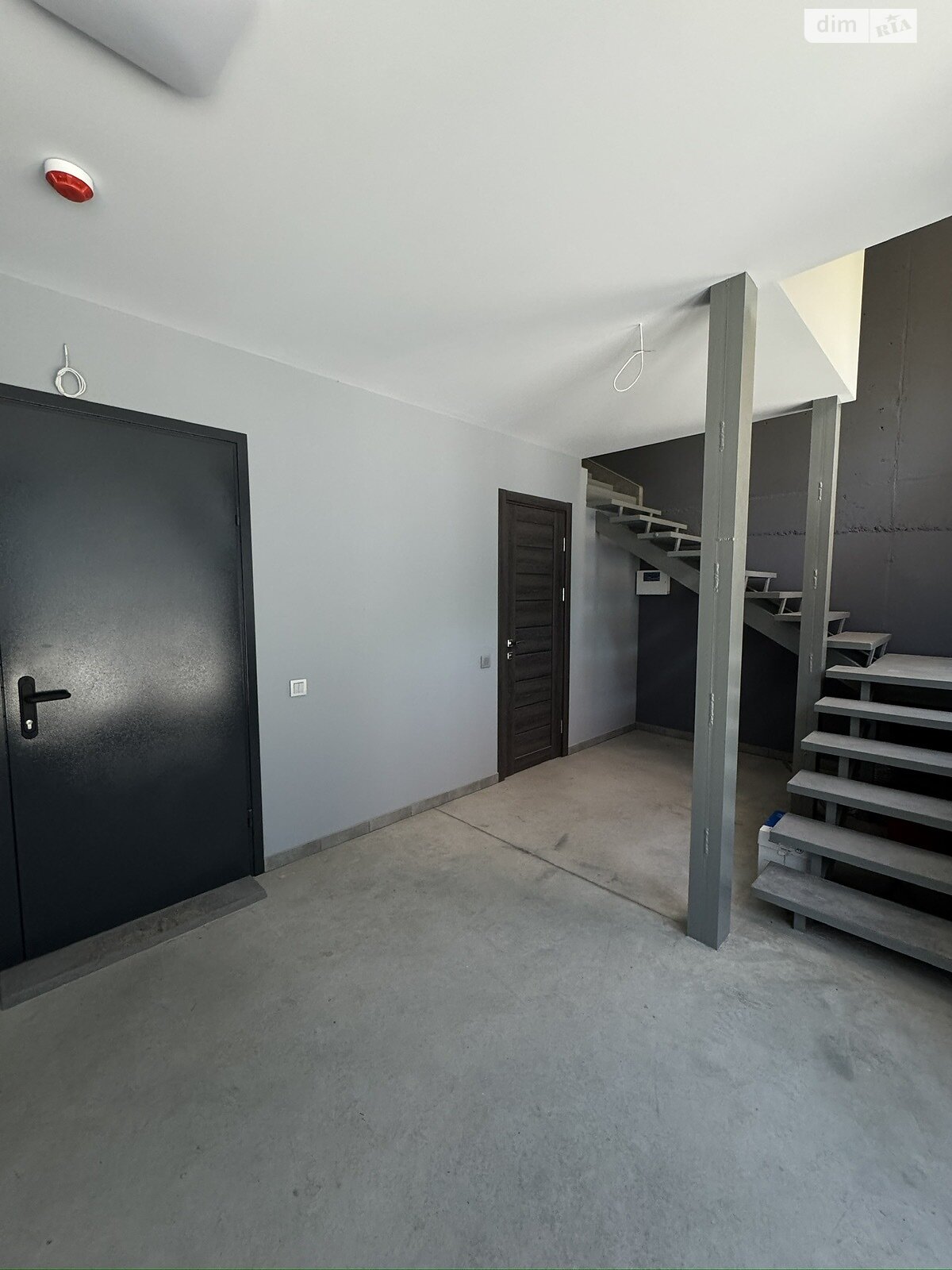 Аренда офисного помещения в Черновцах, Ровенская улица 12Б/2, помещений - 2, этаж - 2 фото 1 Аренда офисного помещения в Черновцах, Ровенская улица 12Б/2, помещений - 2, этаж - 2 фото 1