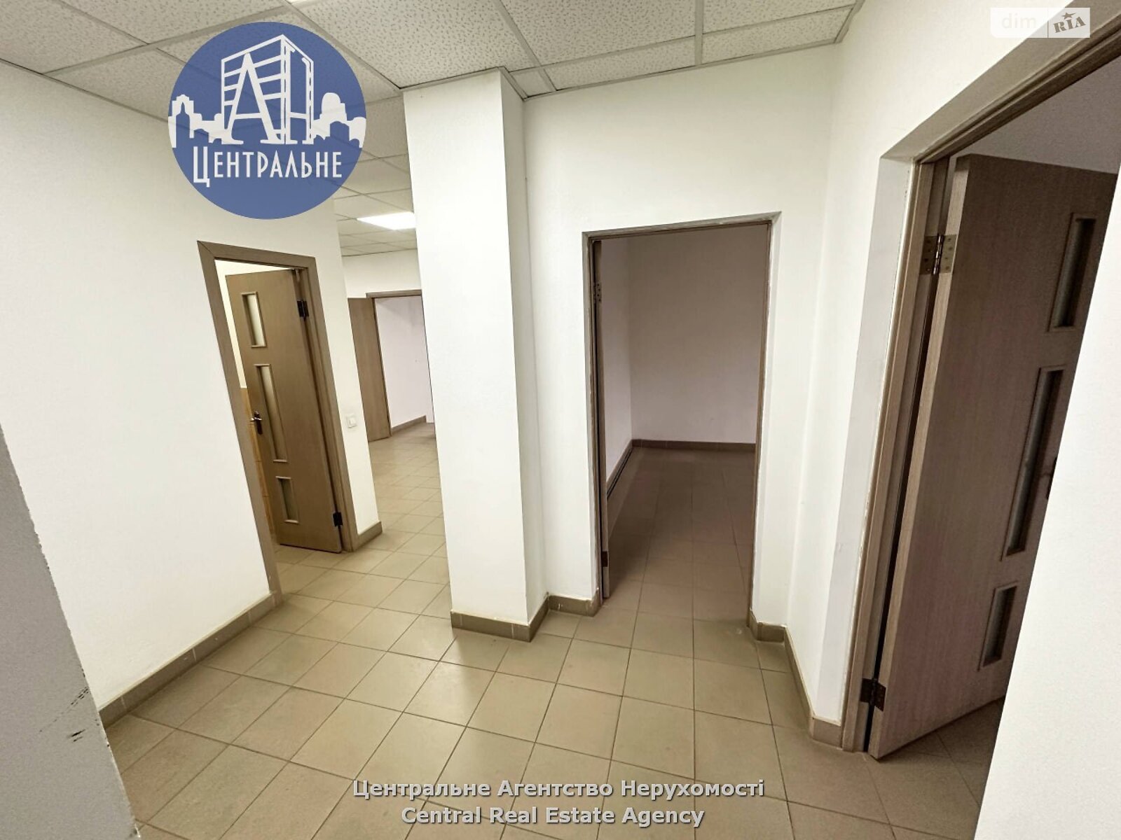 Оренда офісного приміщення в Чернівцях, Сторожинецька вулиця, приміщень - 5, поверх - 1 фото 1 Оренда офісного приміщення в Чернівцях, Сторожинецька вулиця, приміщень - 5, поверх - 1 фото 1