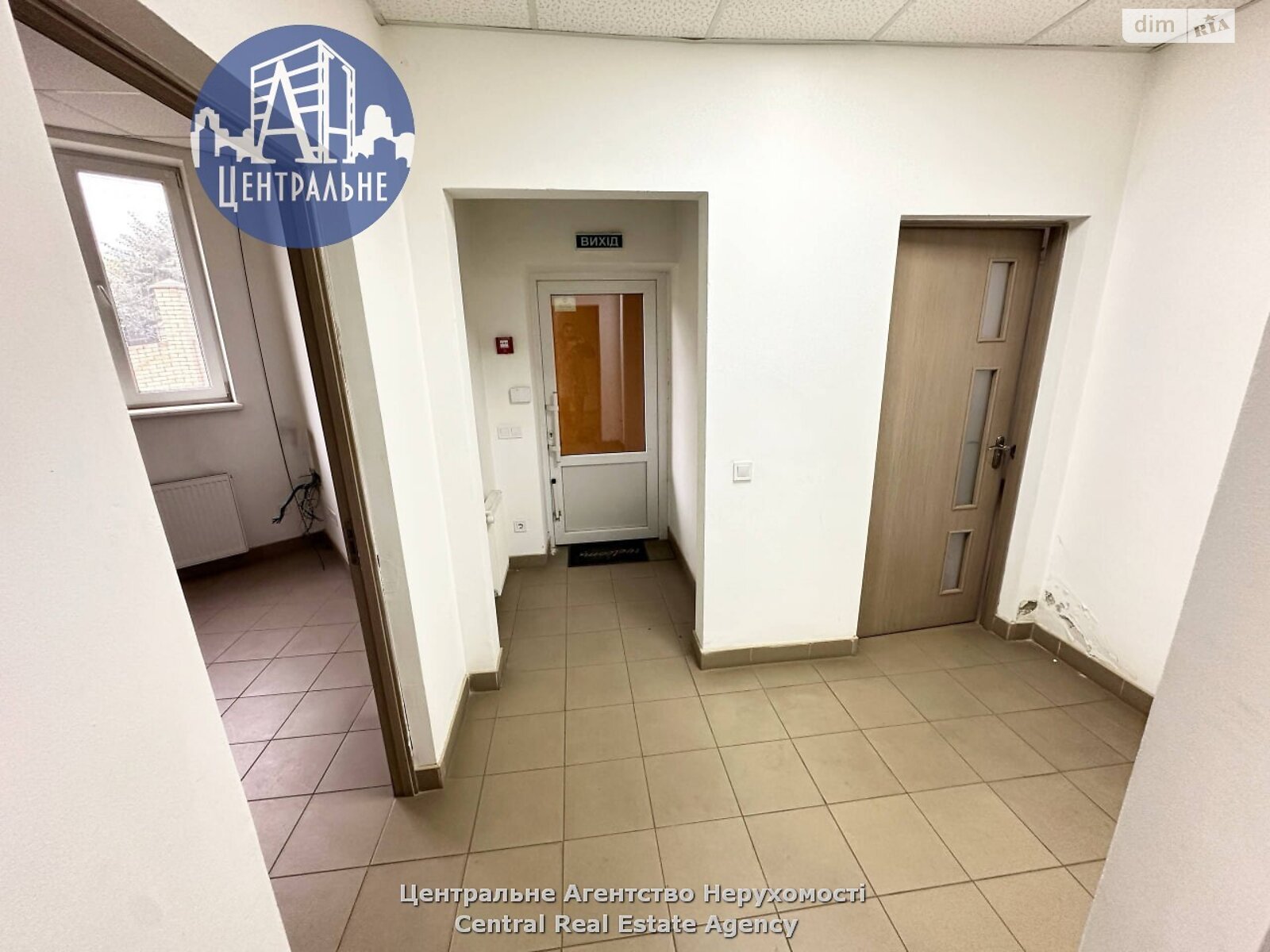 Оренда офісного приміщення в Чернівцях, Сторожинецька вулиця, приміщень - 5, поверх - 1 фото 1 Оренда офісного приміщення в Чернівцях, Сторожинецька вулиця, приміщень - 5, поверх - 1 фото 1