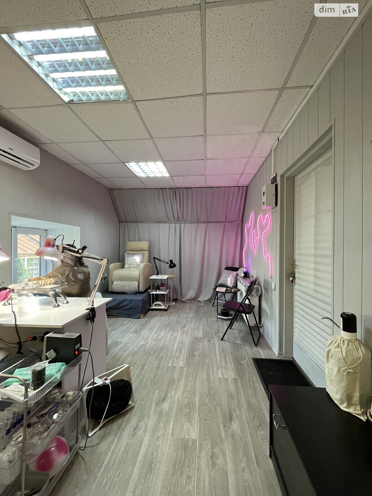 Оренда офісного приміщення в Чернівцях, Соборна площа, приміщень -, поверх - 2 фото 1