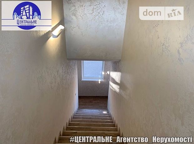 Аренда офисного помещения в Черновцах, помещений - 1, этаж - 2 фото 1 Аренда офисного помещения в Черновцах, помещений - 1, этаж - 2 фото 1