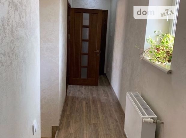 Аренда офисного помещения в Черновцах, помещений - 1, этаж - 2 фото 1 Аренда офисного помещения в Черновцах, помещений - 1, этаж - 2 фото 1
