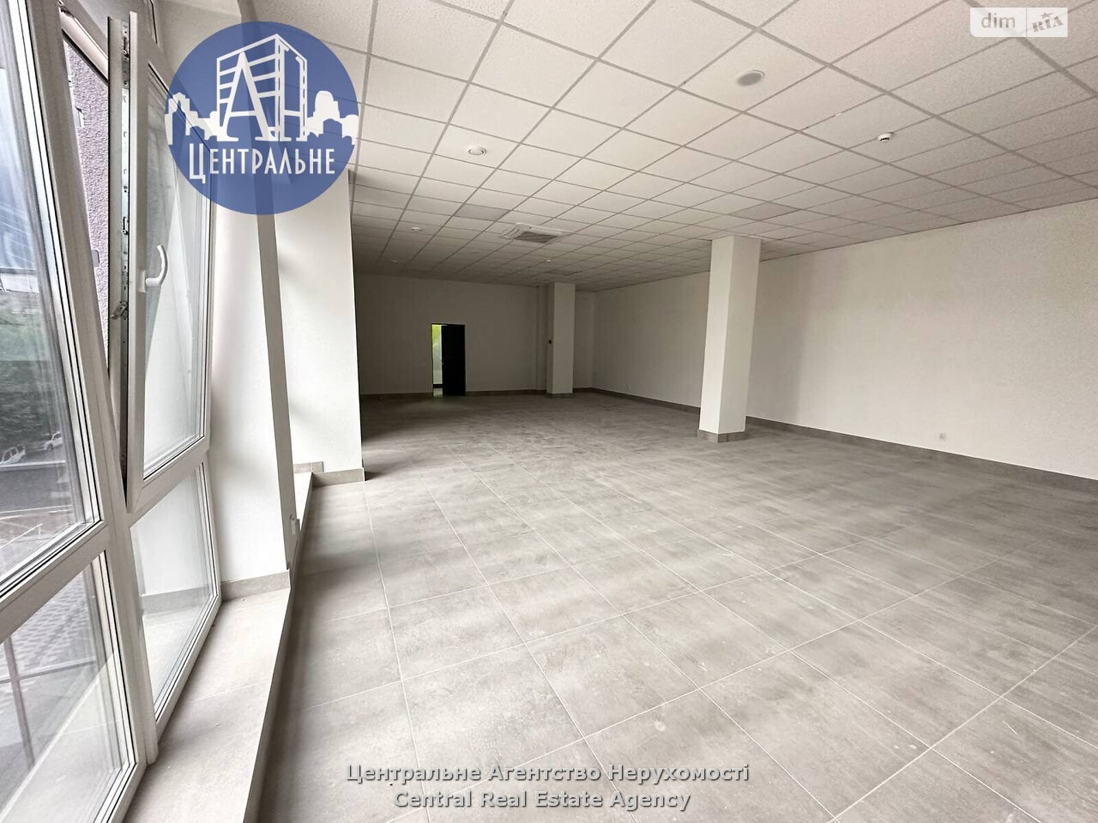 Оренда офісного приміщення в Чернівцях, Ясська вулиця 3, приміщень - 1, поверх - 3 фото 1