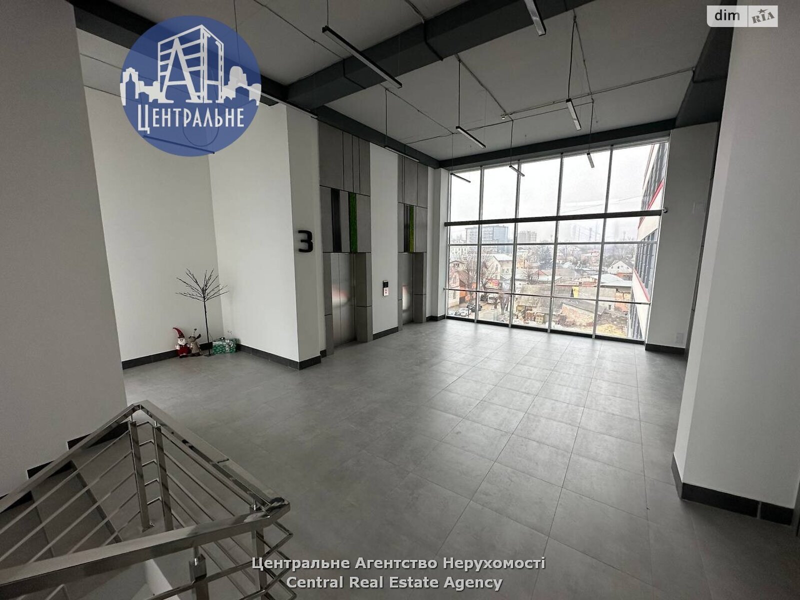 Оренда офісного приміщення в Чернівцях, Ясська вулиця 3, приміщень - 1, поверх - 3 фото 1