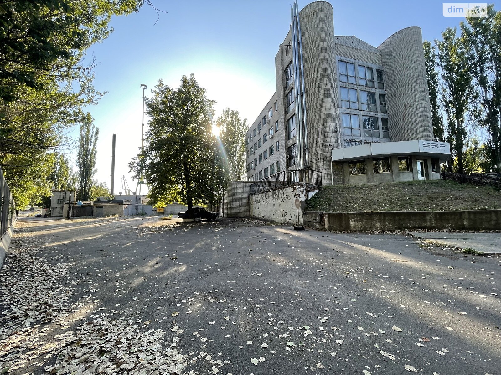 Аренда офисного помещения в Днепре, Амур-Гавань улица 11, помещений - 20, этаж - 3 фото 1 Аренда офисного помещения в Днепре, Амур-Гавань улица 11, помещений - 20, этаж - 3 фото 1