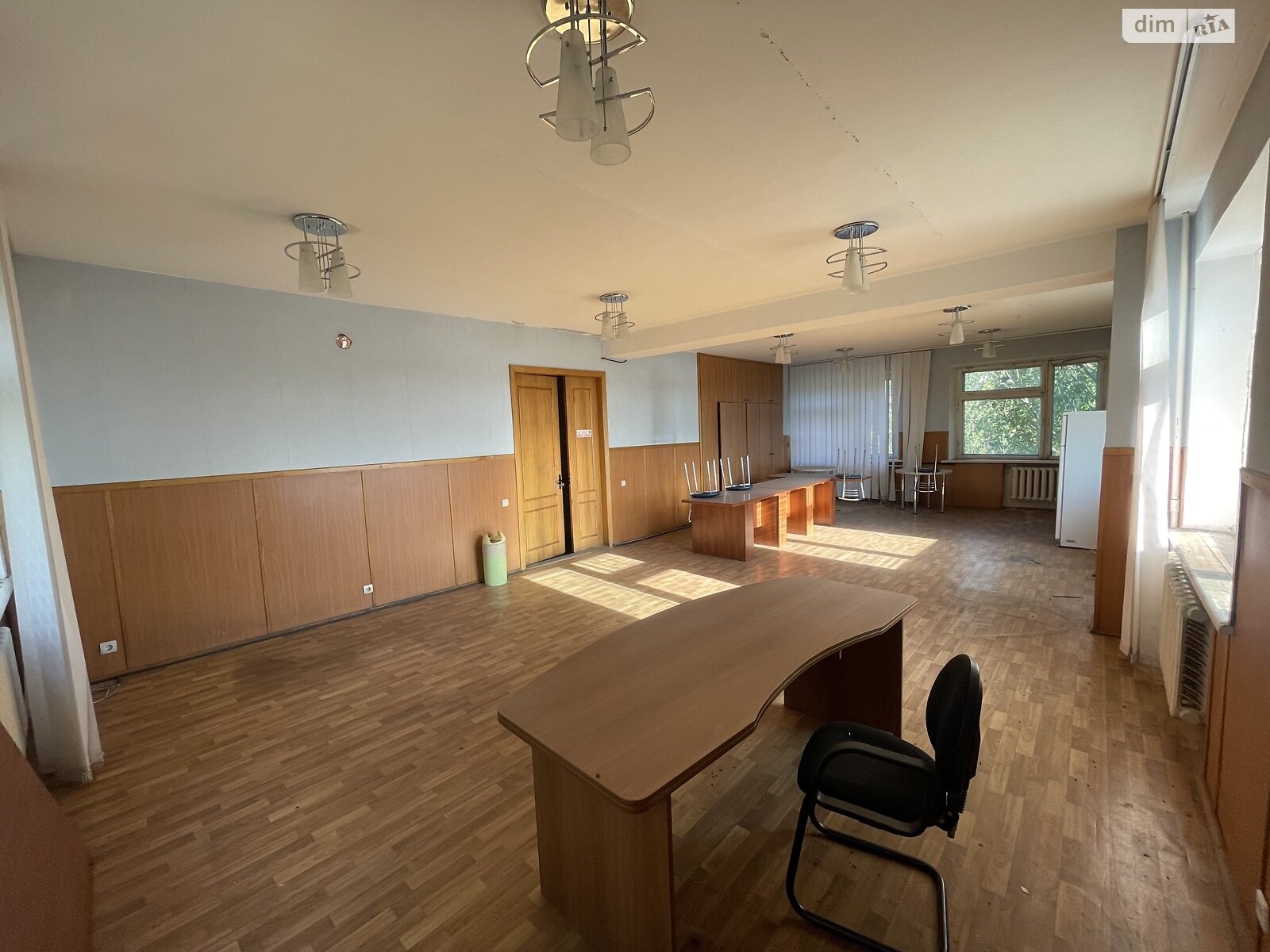 Аренда офисного помещения в Днепре, Амур-Гавань улица 11, помещений - 20, этаж - 3 фото 1 Аренда офисного помещения в Днепре, Амур-Гавань улица 11, помещений - 20, этаж - 3 фото 1