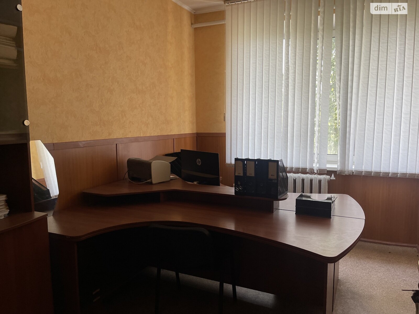 Аренда офисного помещения в Днепре, Амур-Гавань улица 11, помещений - 20, этаж - 3 фото 1 Аренда офисного помещения в Днепре, Амур-Гавань улица 11, помещений - 20, этаж - 3 фото 1