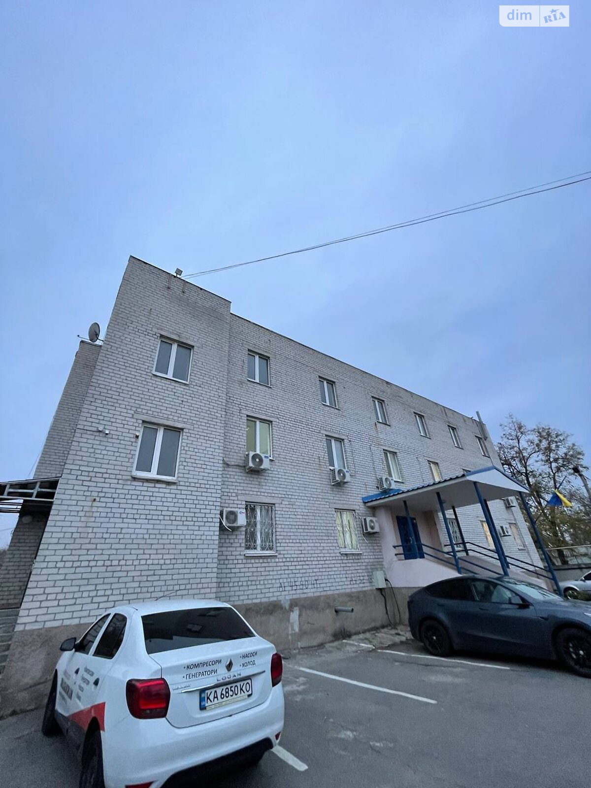 Аренда офисного помещения в Днепре, ул. Журналистов 9Д, помещений - 2, этаж - 3 фото 1 Аренда офисного помещения в Днепре, ул. Журналистов 9Д, помещений - 2, этаж - 3 фото 1