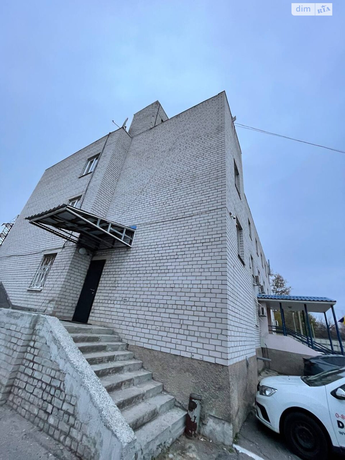 Аренда офисного помещения в Днепре, ул. Журналистов 9Д, помещений - 2, этаж - 3 фото 1 Аренда офисного помещения в Днепре, ул. Журналистов 9Д, помещений - 2, этаж - 3 фото 1