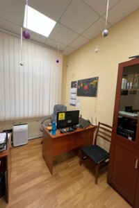 Аренда офисного помещения в Днепре, Батумская улица 11, помещений - 14, этаж - 2 фото 2