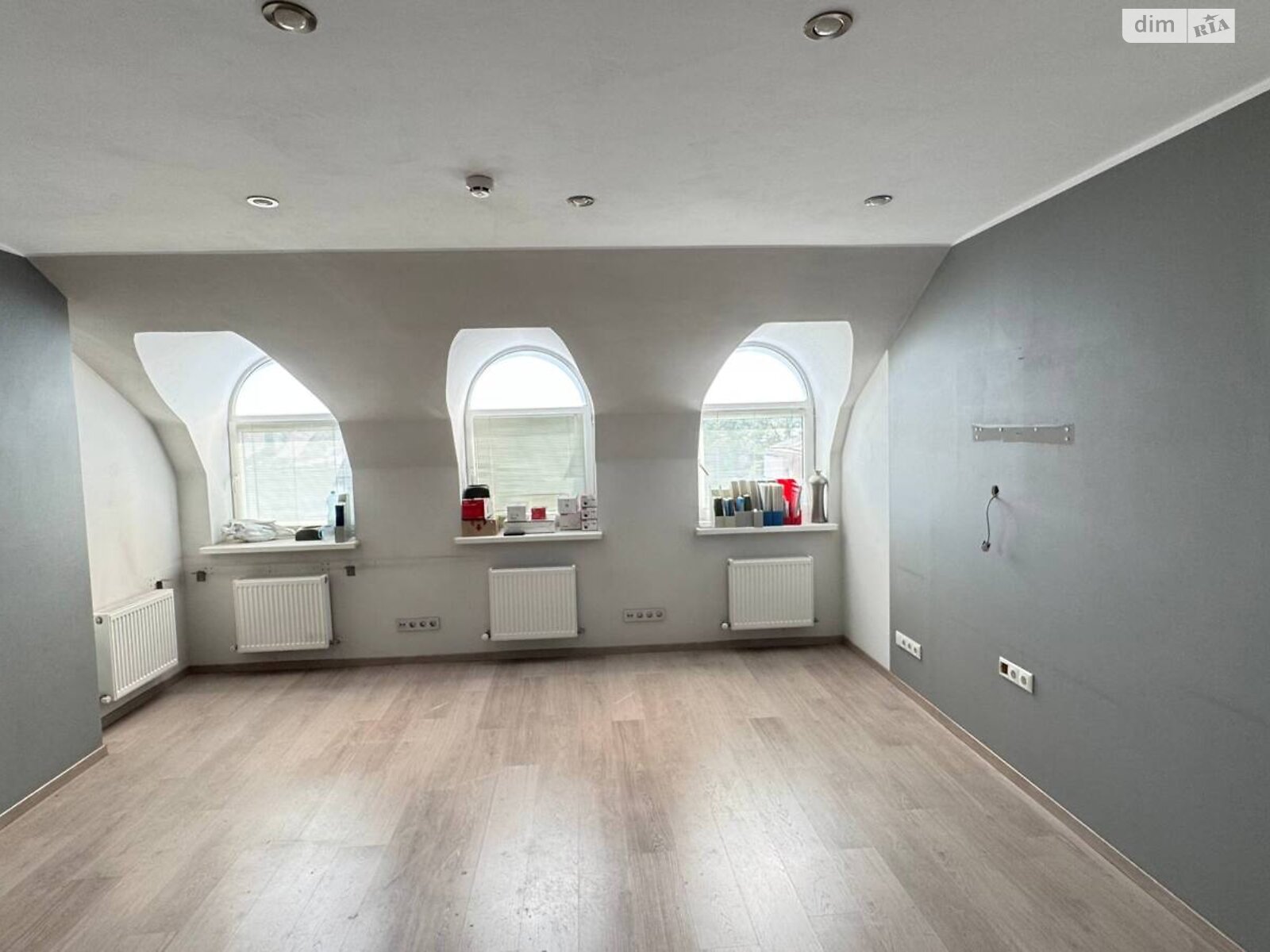 Аренда офисного помещения в Днепре, Леси Украинки (Пушкина) проспект 8А, помещений - 4, этаж - 5 фото 1