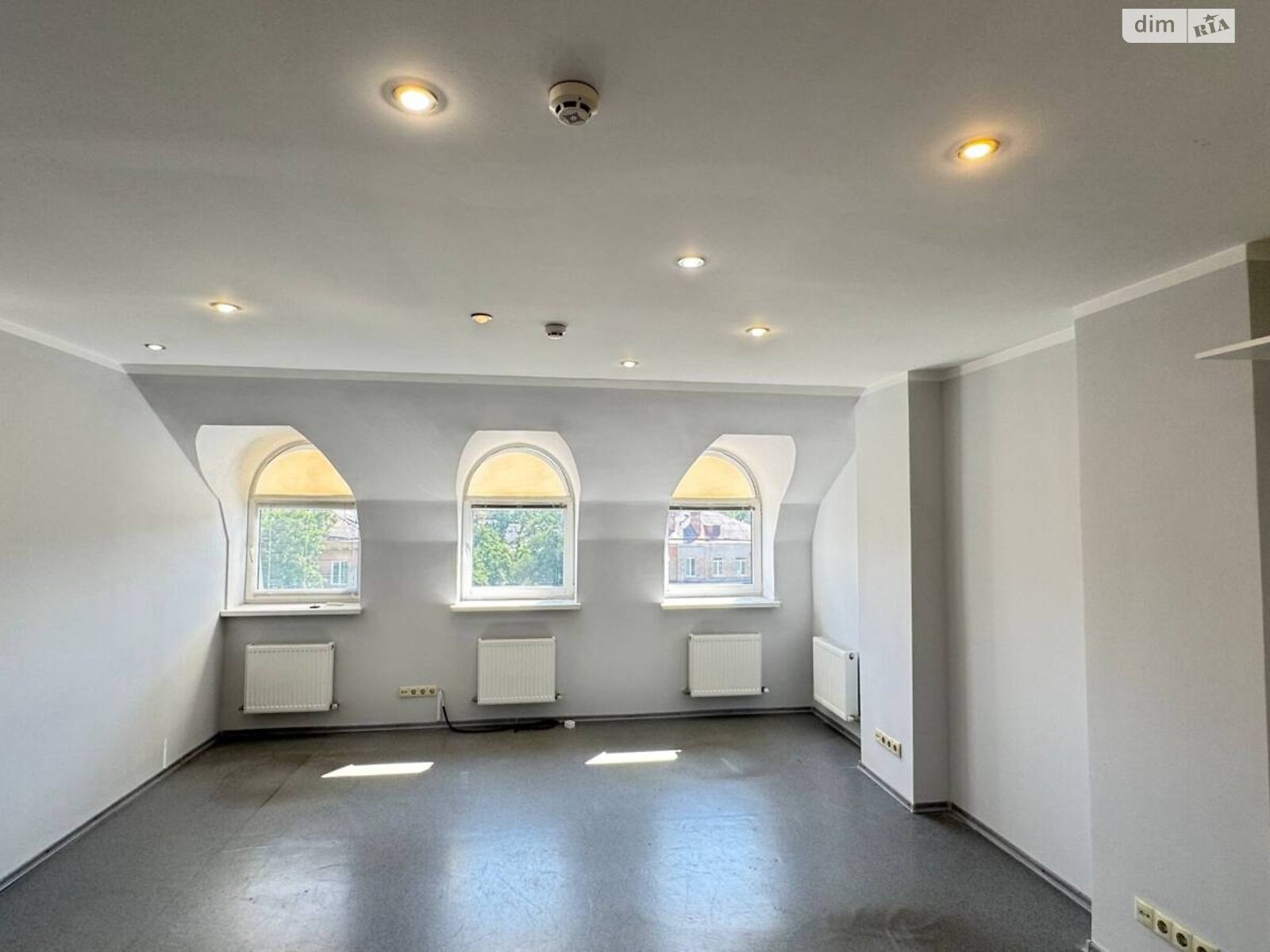 Аренда офисного помещения в Днепре, Леси Украинки (Пушкина) проспект 8А, помещений - 4, этаж - 5 фото 1