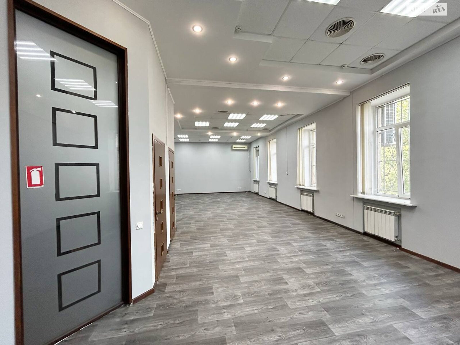 Оренда офісного приміщення в Дніпрі, Ольги княгині вулиця, приміщень - 1, поверх - 3 фото 1 Оренда офісного приміщення в Дніпрі, Ольги княгині вулиця, приміщень - 1, поверх - 3 фото 1