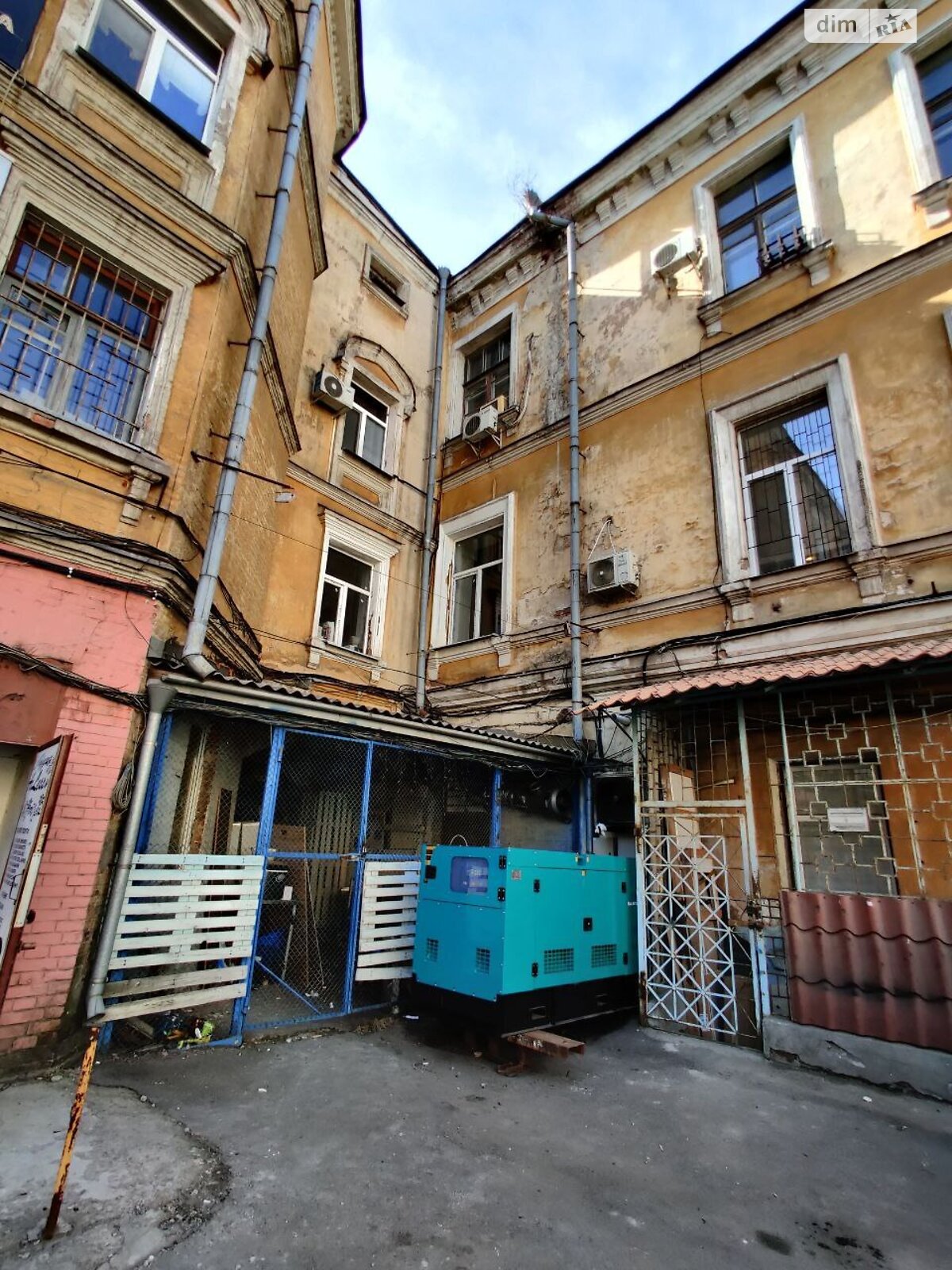 Оренда офісного приміщення в Дніпрі, Гоголя вулиця 15, приміщень - 1, поверх - 2 фото 1 Оренда офісного приміщення в Дніпрі, Гоголя вулиця 15, приміщень - 1, поверх - 2 фото 1