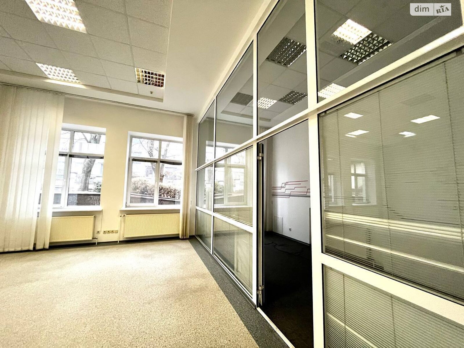 Аренда офисного помещения в Днепре, Моссаковского Владимира улица 1, помещений - 16, этаж - 2 фото 1