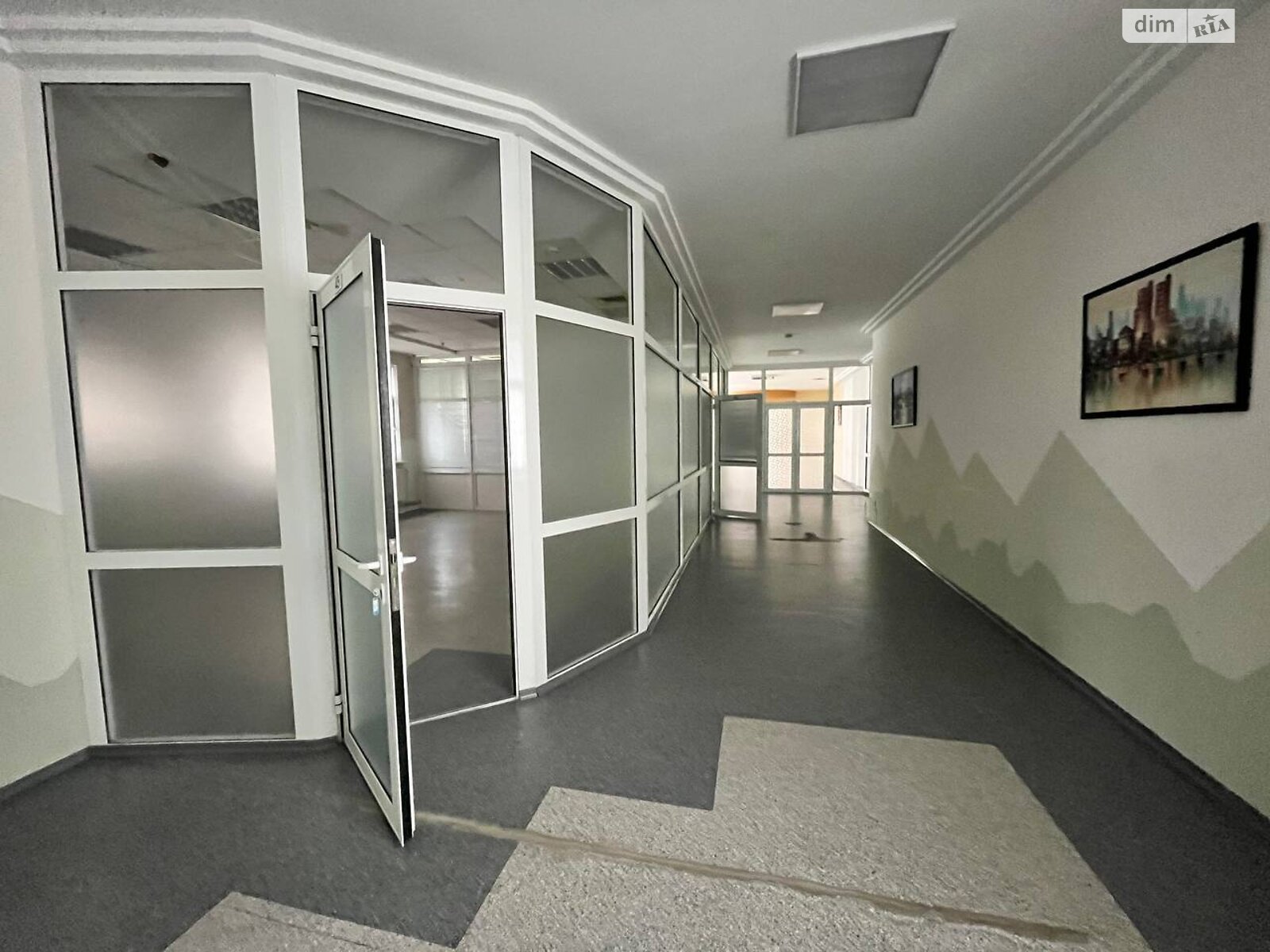 Аренда офисного помещения в Днепре, Моссаковского Владимира улица 1, помещений - 16, этаж - 2 фото 1