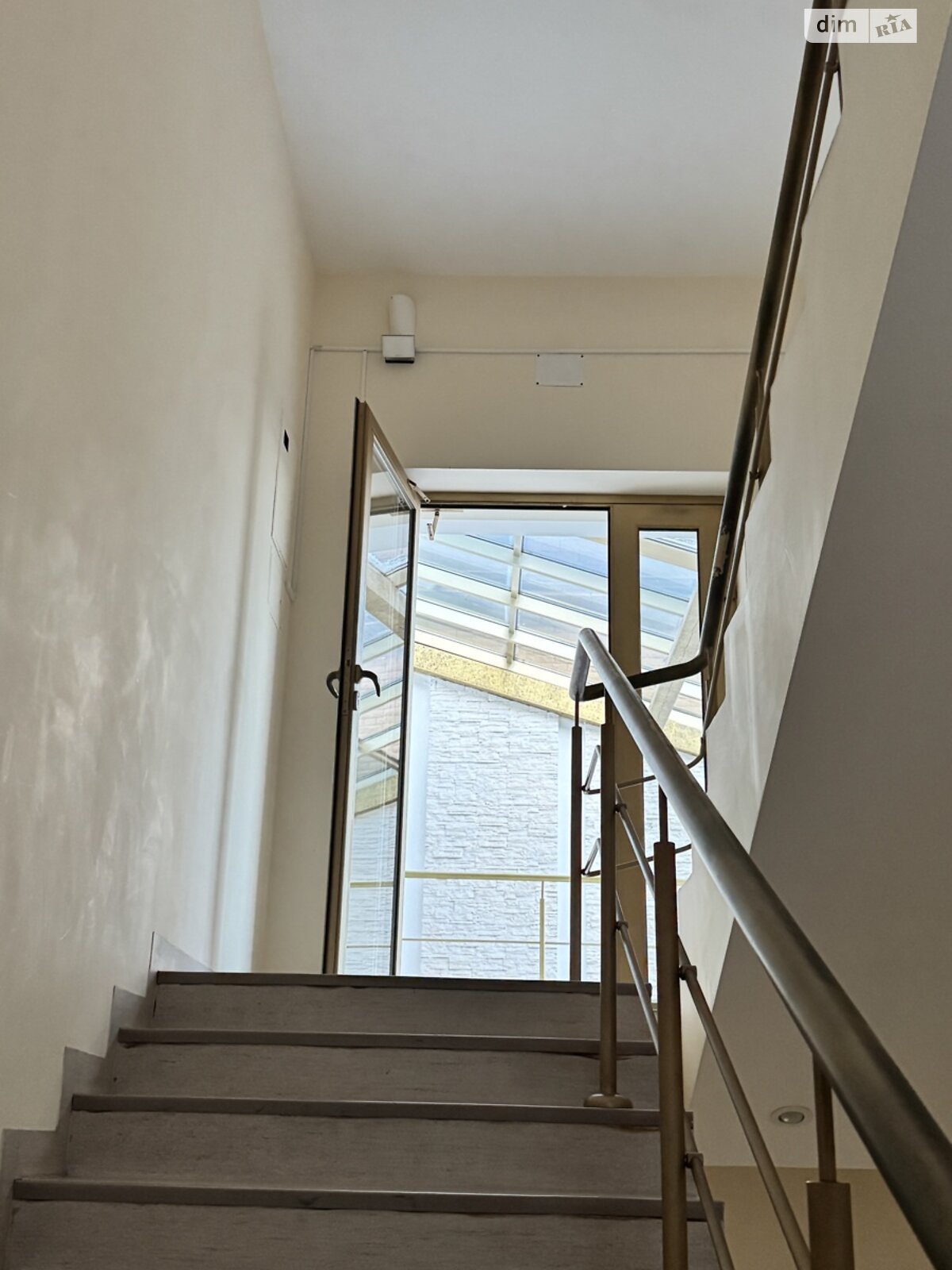 Аренда офисного помещения в Днепре, Обручева улица 17, помещений -, этаж - 1 фото 1