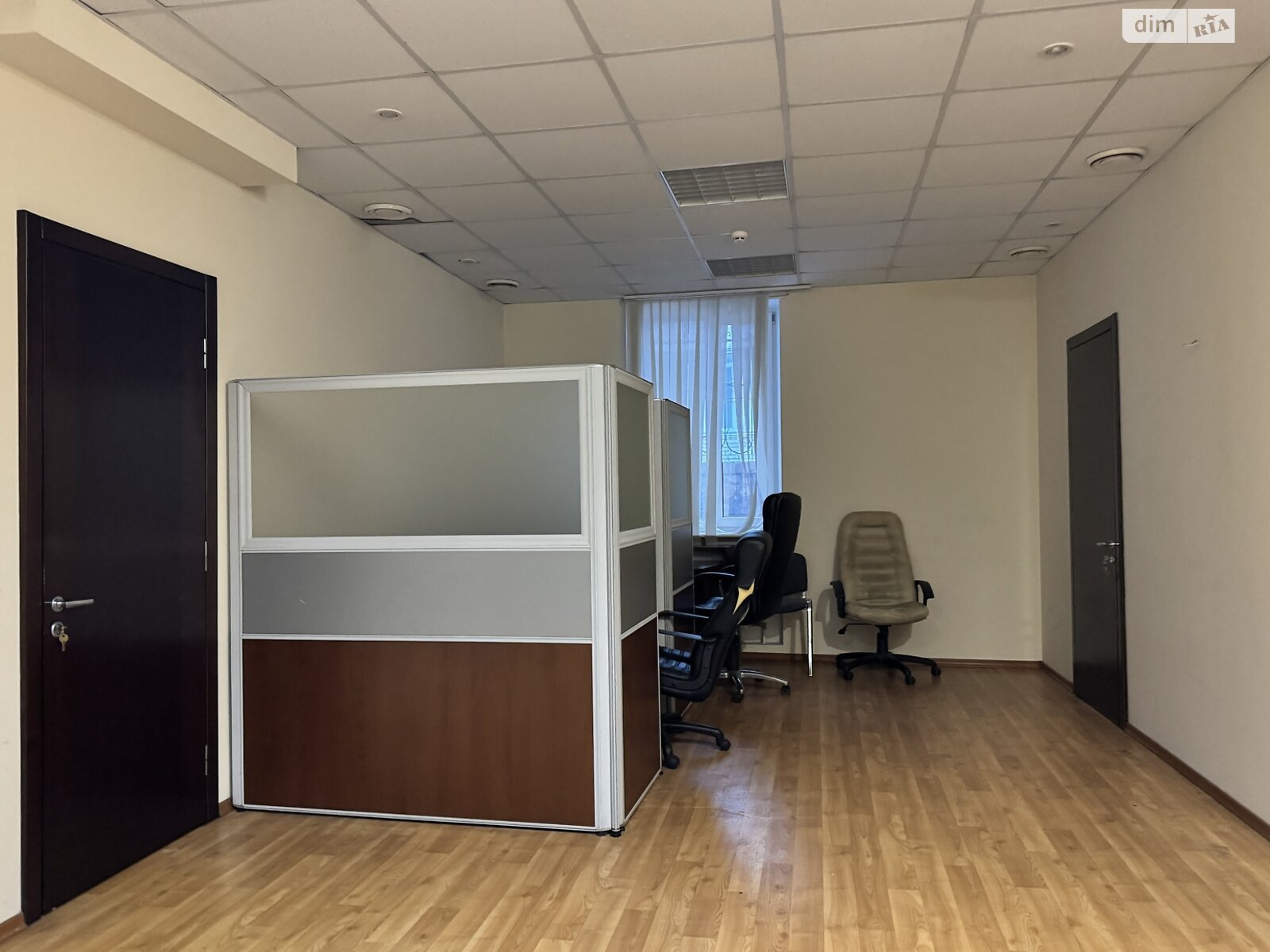Аренда офисного помещения в Днепре, Обручева улица 17, помещений -, этаж - 1 фото 1