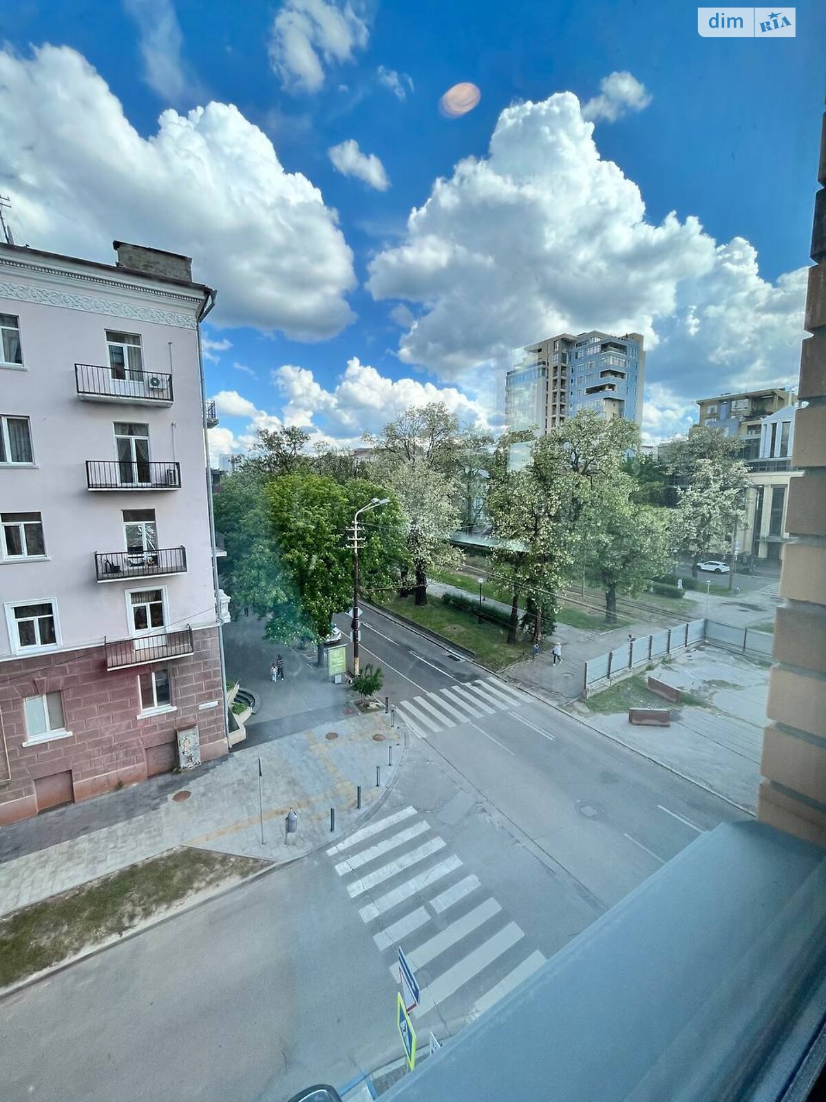 Аренда офисного помещения в Днепре, Яворницкого Дмитрия проспект 22, помещений - 38, этаж - 4 фото 1 Аренда офисного помещения в Днепре, Яворницкого Дмитрия проспект 22, помещений - 38, этаж - 4 фото 1