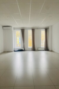 Аренда офисного помещения в Днепре, Орлика Филиппа проспект 16, помещений - 1, этаж - 2 фото 2 Аренда офисного помещения в Днепре, Орлика Филиппа проспект 16, помещений - 1, этаж - 2 фото 2