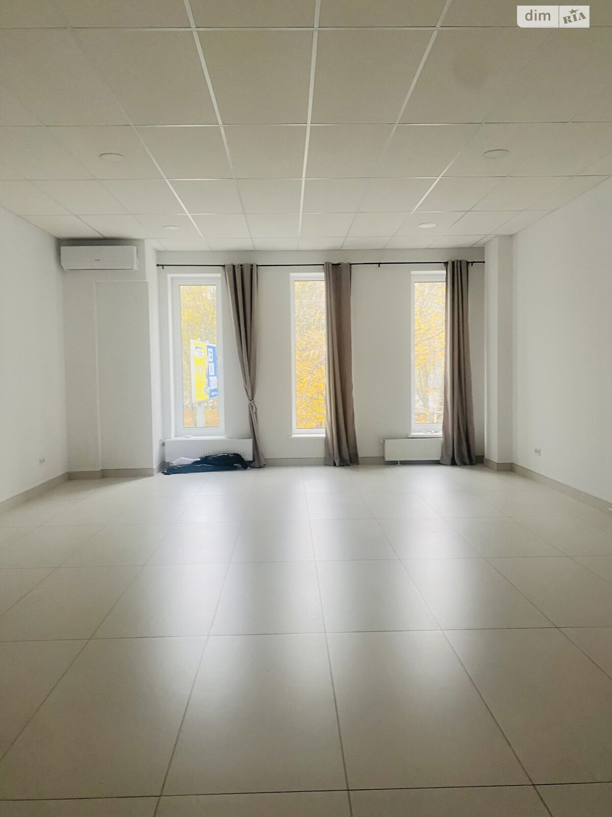 Аренда офисного помещения в Днепре, Орлика Филиппа проспект 16, помещений - 1, этаж - 2 фото 1 Аренда офисного помещения в Днепре, Орлика Филиппа проспект 16, помещений - 1, этаж - 2 фото 1