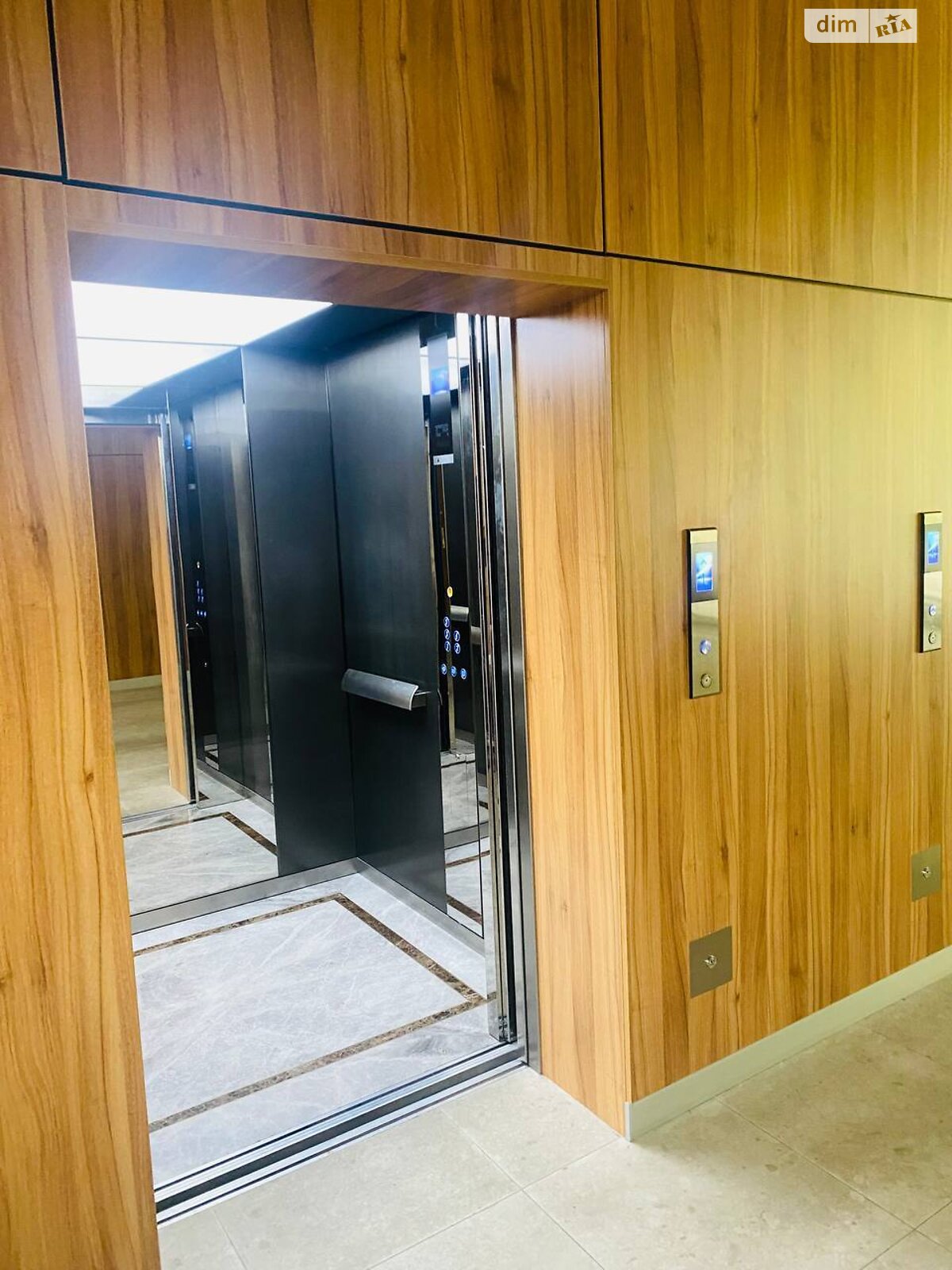 Аренда офисного помещения в Днепре, Орлика Филиппа проспект 16, помещений - 1, этаж - 2 фото 1 Аренда офисного помещения в Днепре, Орлика Филиппа проспект 16, помещений - 1, этаж - 2 фото 1