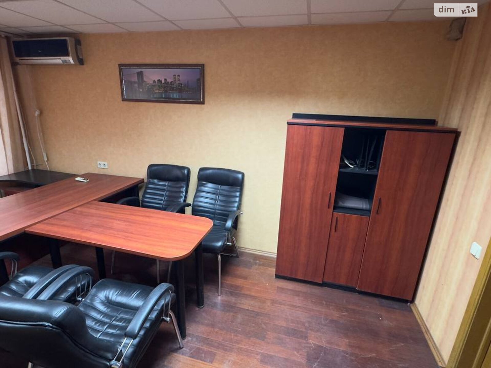 Оренда офісного приміщення в Дніпрі, Алексєєнко Надії вулиця 104, приміщень - 1, поверх - 1 фото 1 Оренда офісного приміщення в Дніпрі, Алексєєнко Надії вулиця 104, приміщень - 1, поверх - 1 фото 1