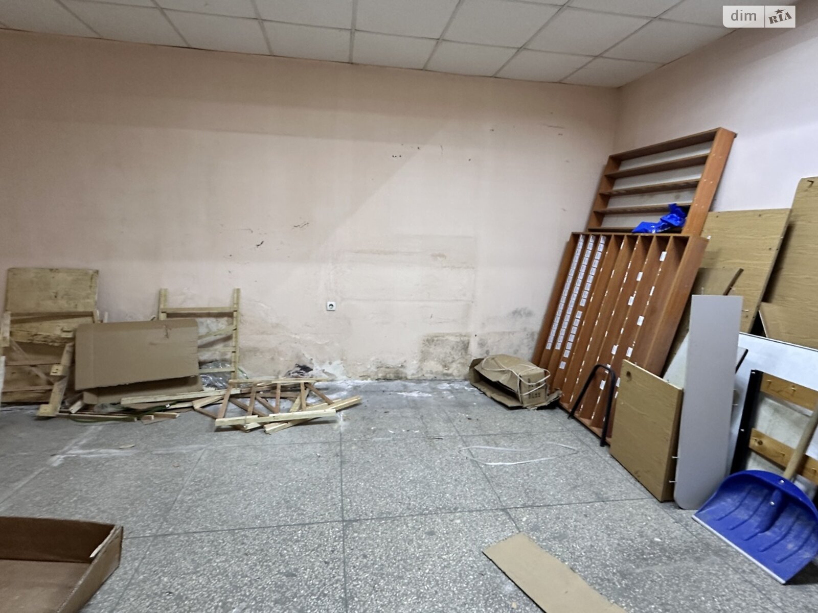 Оренда офісного приміщення в Дніпрі, Макарова вулиця 1А, приміщень - 7, поверх - 1 фото 1 Оренда офісного приміщення в Дніпрі, Макарова вулиця 1А, приміщень - 7, поверх - 1 фото 1