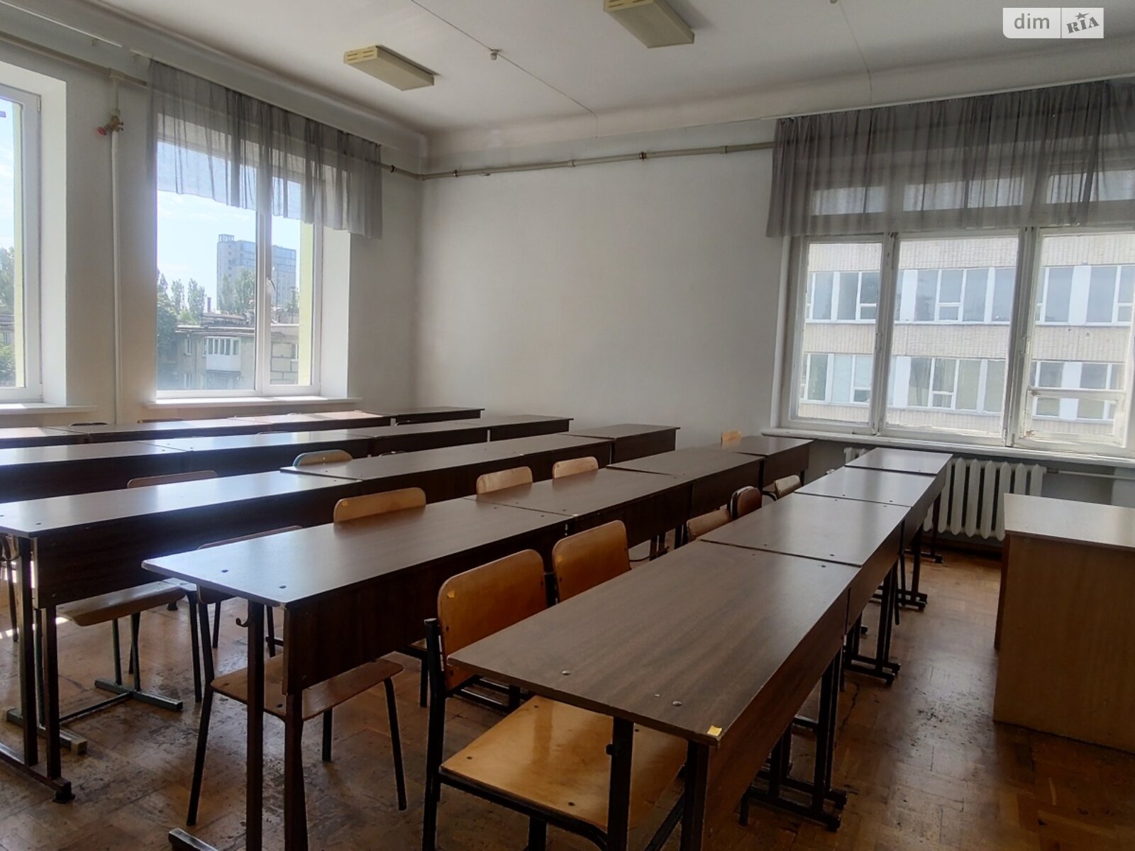 Оренда офісного приміщення в Дніпрі, Січеславська Набережна вулиця 18, приміщень - 8, поверх - 4 фото 1 Оренда офісного приміщення в Дніпрі, Січеславська Набережна вулиця 18, приміщень - 8, поверх - 4 фото 1