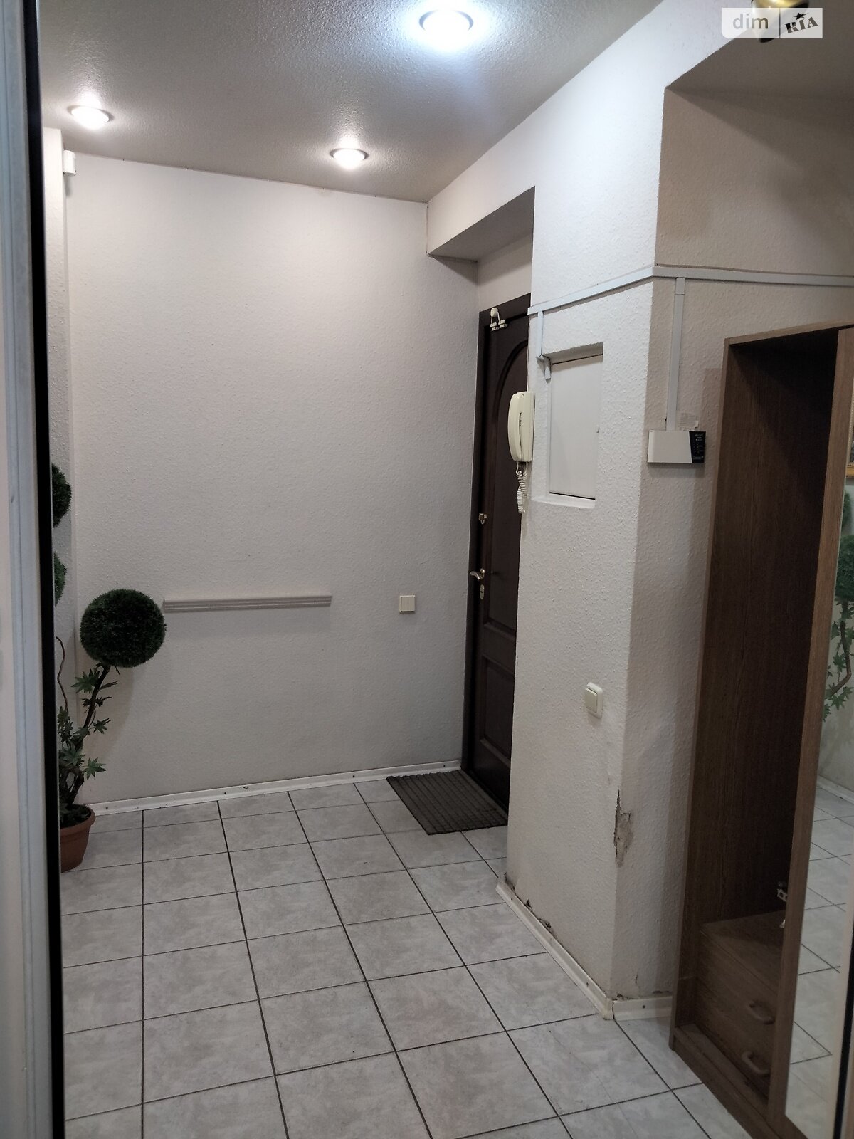 Оренда офісного приміщення в Дніпрі, Шевченка вулиця 18, приміщень - 8, поверх - 1 фото 1 Оренда офісного приміщення в Дніпрі, Шевченка вулиця 18, приміщень - 8, поверх - 1 фото 1