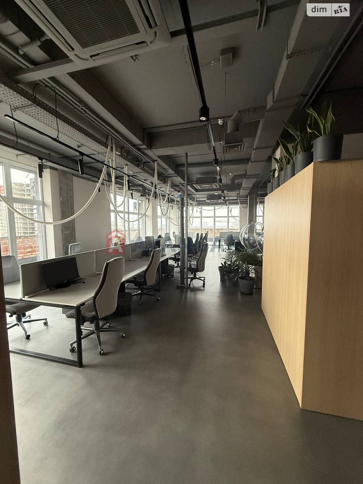 Аренда офисного помещения в Днепре, Шевченко улица 9, помещений - 6, этаж - 9 фото 1 Аренда офисного помещения в Днепре, Шевченко улица 9, помещений - 6, этаж - 9 фото 1