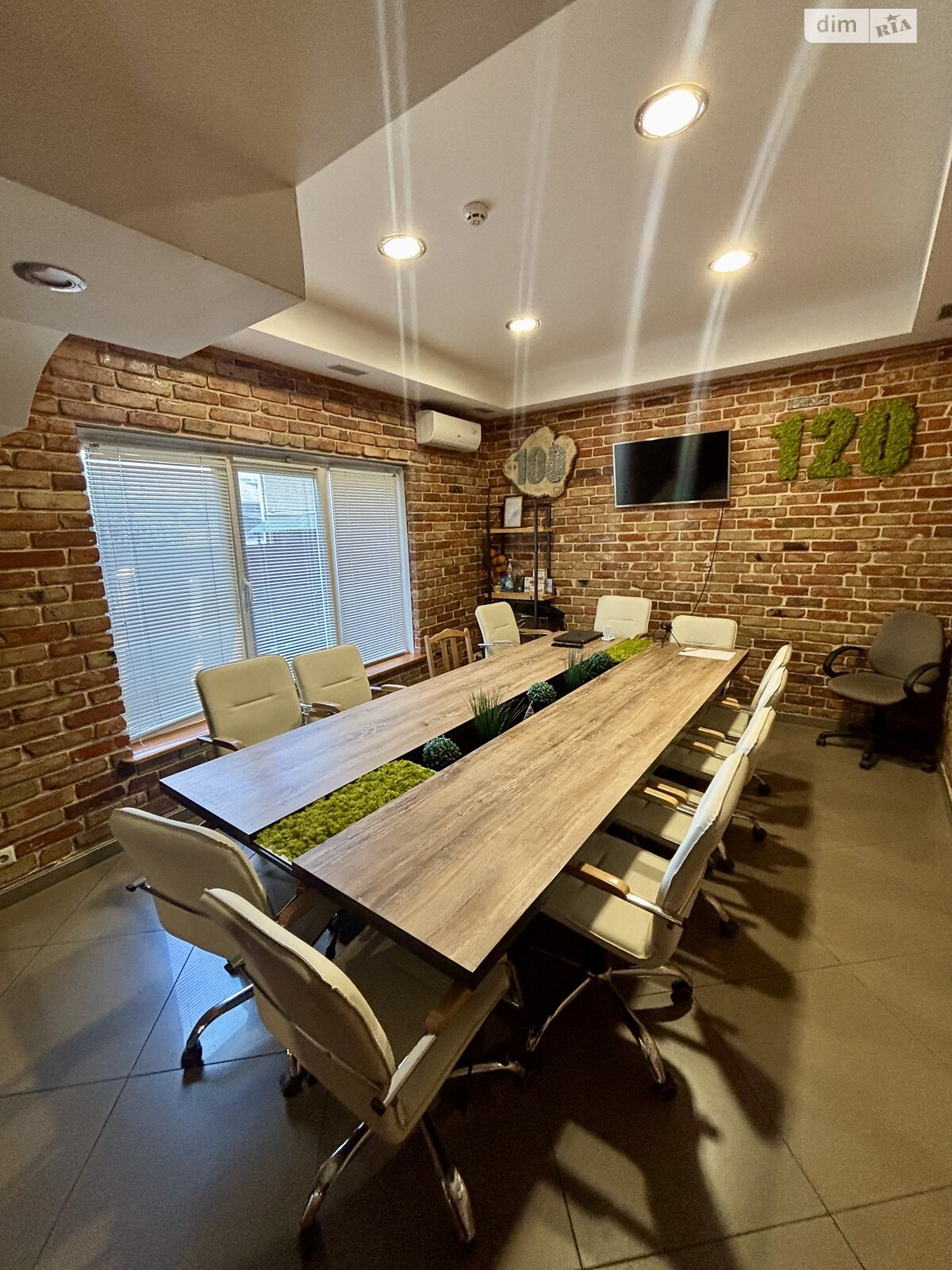 Аренда офисного помещения в Днепре, Степана Бандеры (Шмидта) улица 3/4, помещений - 1, этаж - 1 фото 1 Аренда офисного помещения в Днепре, Степана Бандеры (Шмидта) улица 3/4, помещений - 1, этаж - 1 фото 1