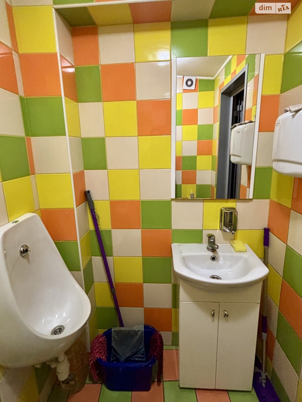 Аренда офисного помещения в Днепре, Степана Бандеры (Шмидта) улица 3/4, помещений - 1, этаж - 1 фото 1 Аренда офисного помещения в Днепре, Степана Бандеры (Шмидта) улица 3/4, помещений - 1, этаж - 1 фото 1