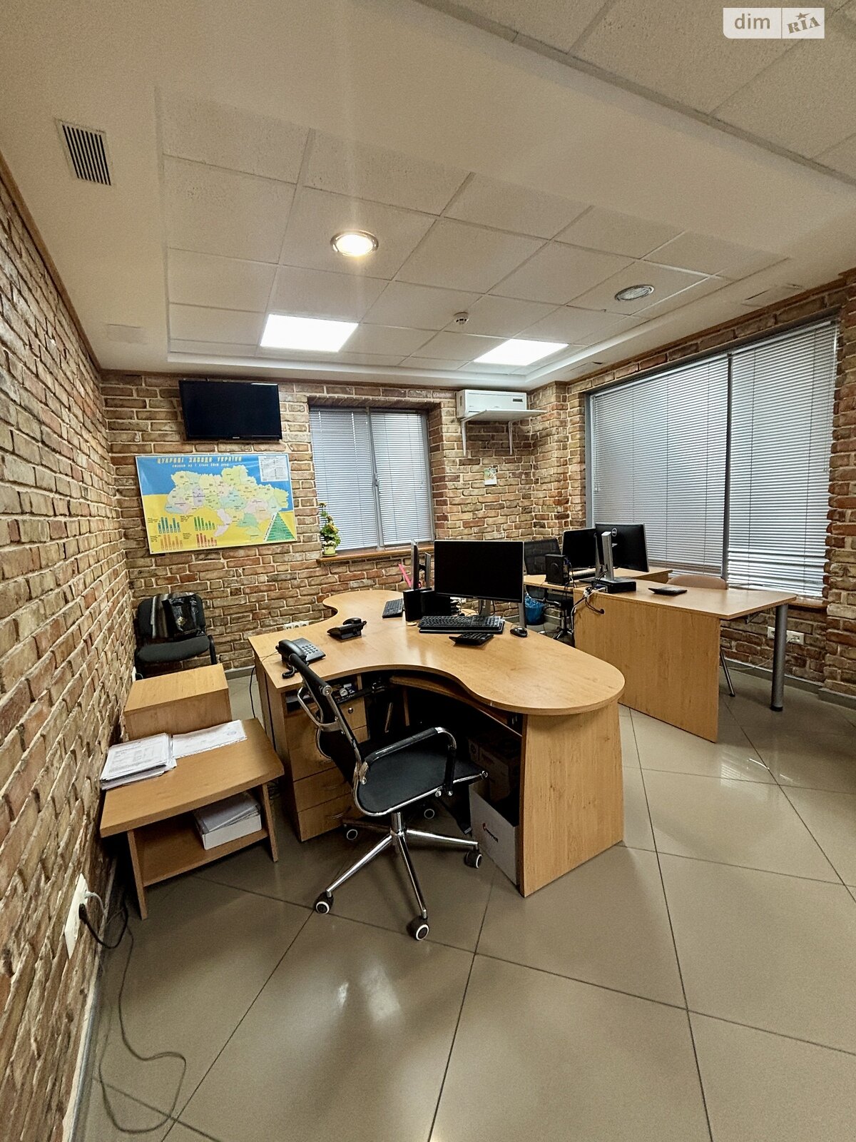 Аренда офисного помещения в Днепре, Степана Бандеры (Шмидта) улица 3/4, помещений - 1, этаж - 1 фото 1 Аренда офисного помещения в Днепре, Степана Бандеры (Шмидта) улица 3/4, помещений - 1, этаж - 1 фото 1